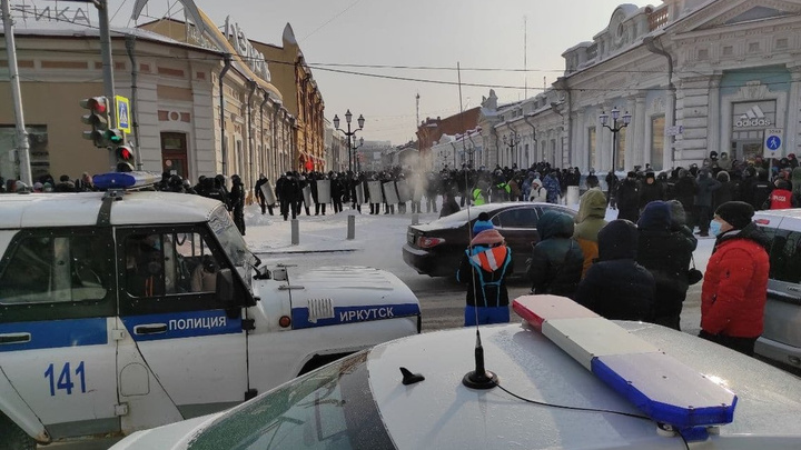 74 протокола составили на участников несанкционированного шествия в Иркутске 31 января