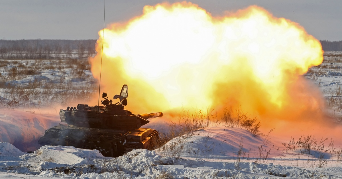 день сил специальных операций. надпись 23. тоцкий полигон стрельба из танка. дмитриев-севская наступательная операция 1943. листок календаря.