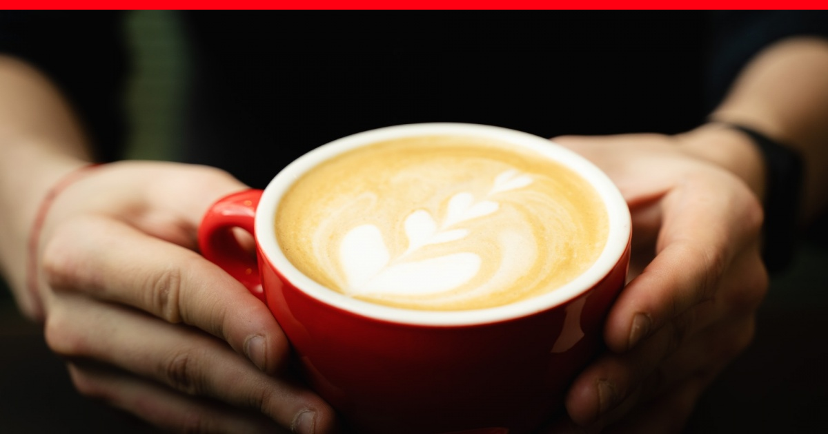Кофе с молоком: польза и вред, влияние на желудок, печень и здоровье - интересные факты и советы