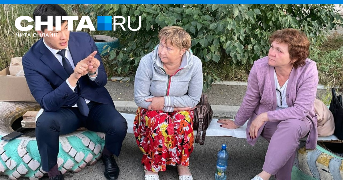 Фото падающего дома в чите