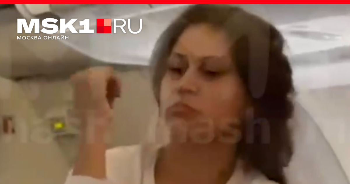 санкт-петербург анталия самолет. дебоширка в самолете сегодня. пассажиры. пьяный дебош в самолете. дебоширка в самолете турция.