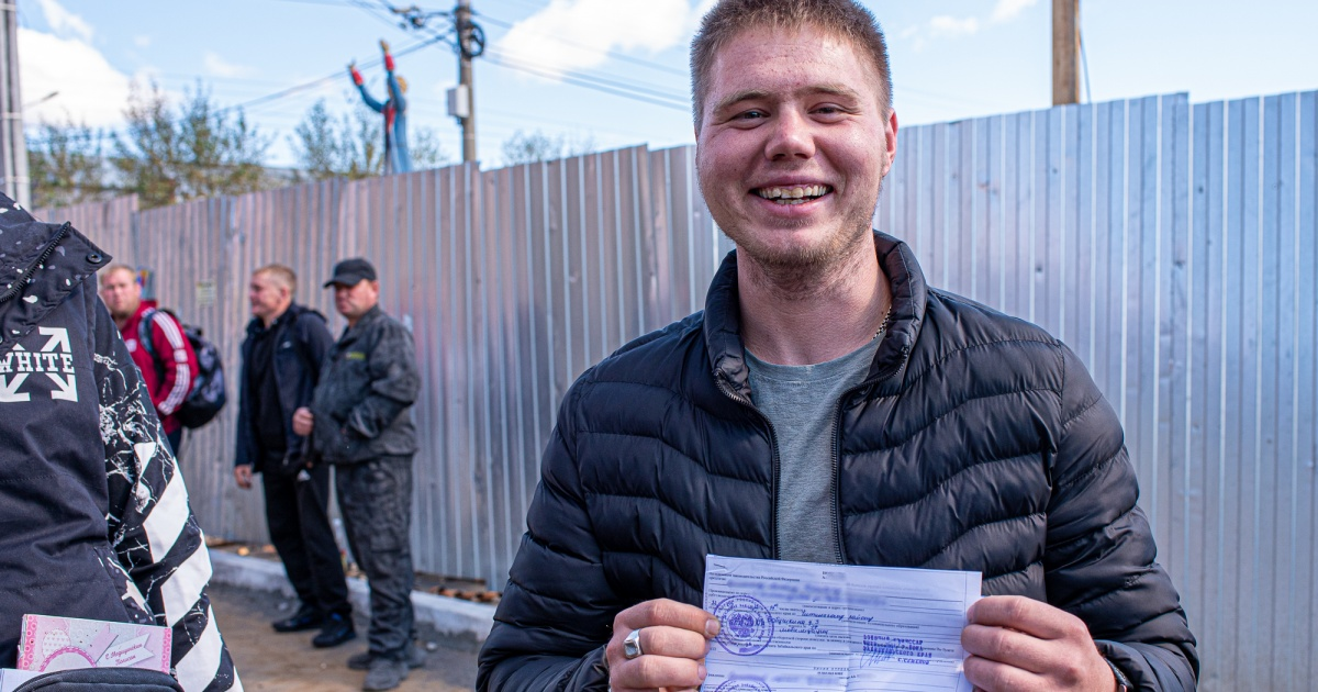Кому сейчас приходит повестка. Мужчина. Россиянин. Угрожающая повестка