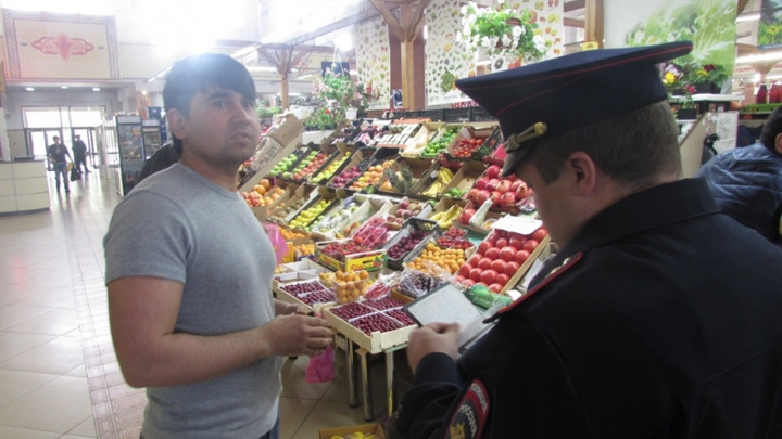 На «Центральный рынок» в Челябинске нагрянула полиция