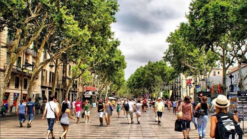 Пишите больше в соцсетях: 10 советов туристам после теракта в Барселоне