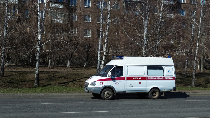 В Челябинске пьяный водитель «семерки» врезался в микроавтобус