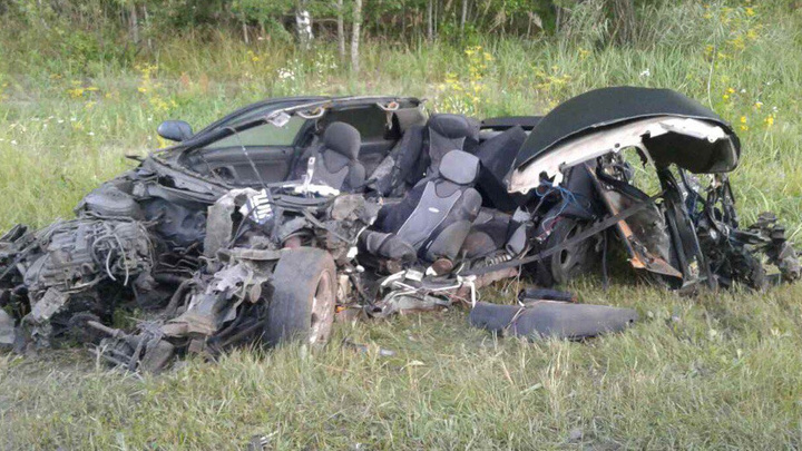 Под Тюменью в ДТП с грузовиком погиб 22-летний водитель Mazda