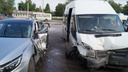 В Сызрани водитель-пенсионер оказался зажат в машине из-за необдуманного разворота