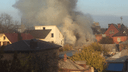 В Нахичевани горит частный дом: пострадала женщина