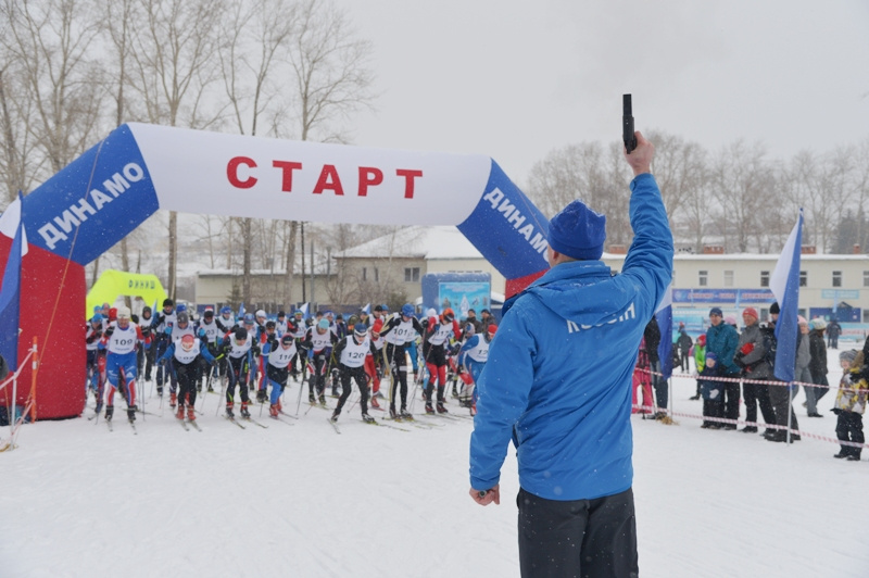 В лыжной гонке приняли участие руководители правоохранительных органов