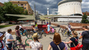 В центре Волгограда начали проводить экскурсии для велосипедистов