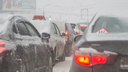 Скользко ехать: из-за снегопада дороги Самары сковали девятибалльные пробки