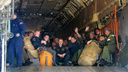 38 парашютистов-десантников из Архангельска борются с пожарами в Заполярье