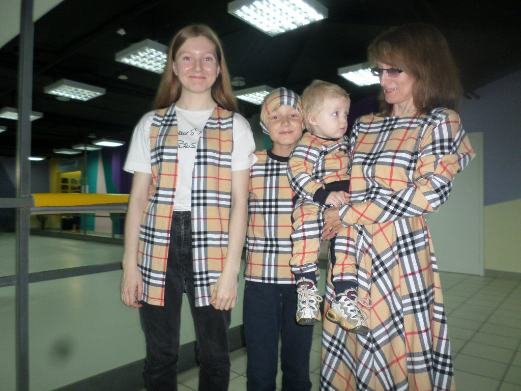 Семья Светланы Алексеевой в family look от COOLИрки