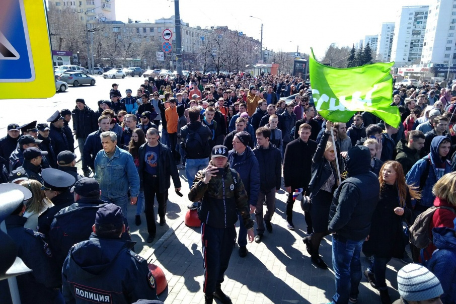 Обыски прошли уже у пяти участников несогласованной протестной акции Обыски прошли уже у пяти участников несогласованной протестной акции