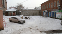 В центре Рыбинска силой искусства заставили властей построить бесплатную парковку
