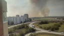 Под Ростовом произошло возгорание: пожарные автоцистерны не могут подъехать к огню