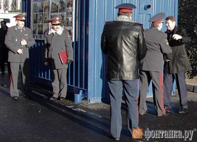 09.11.2011 г. открытие базы отряда специального назначения «Гранит». Справа - Михаил Суходольский и Владислав Пиотровский