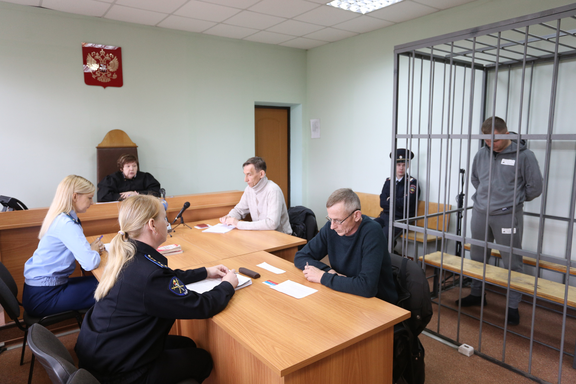 В суде интересы Домрачева защищали два нанятых адвоката из Южноуральска