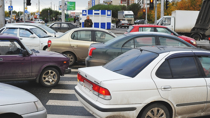 С тюменских водителей соберут 265 миллионов рублей после отмены налоговых льгот на транспорт