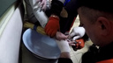 Неудачно окольцован: в Ярославле спасатели болгаркой срезали гайку с пальца мужчины