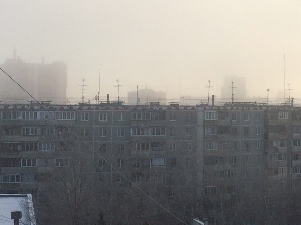 Такой вид открывается из окна дома на улице Энтузиастов Такой вид открывается из окна дома на улице Энтузиастов