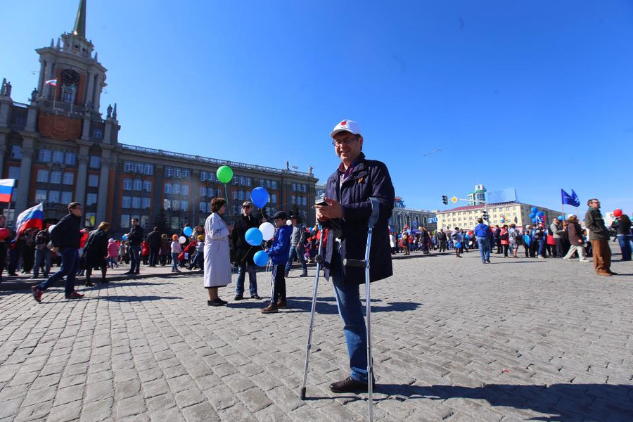 Дмитрий Сергин на площади на празднике 1 Мая в прошлом году.