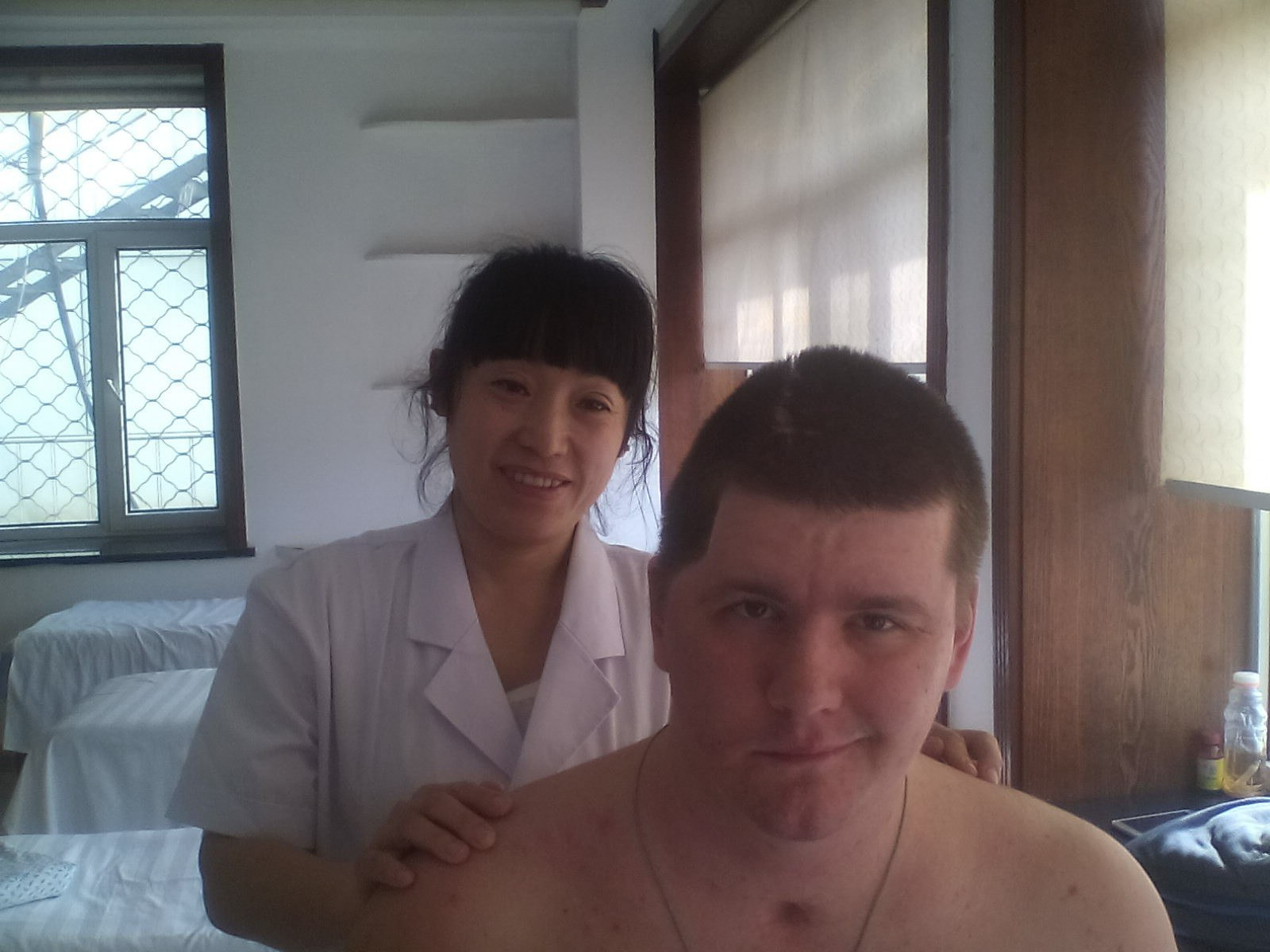 Иван на очередном курсе реабилитации в Китае