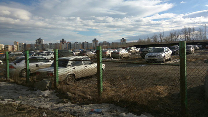 Парковочный променад: есть ли место для машин на северо-западе Челябинска