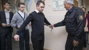 На Южном Урале три школьника пронесли сотовые телефоны на ЕГЭ