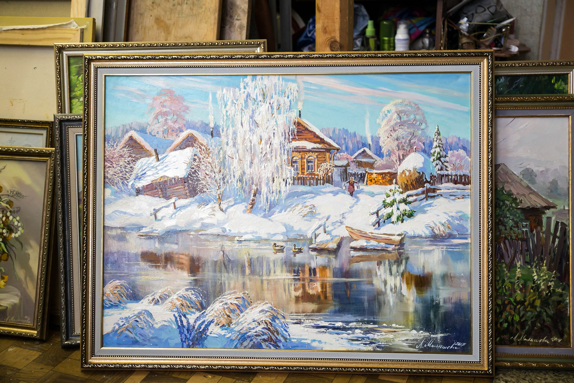 Художник часто изображает русскую деревню
