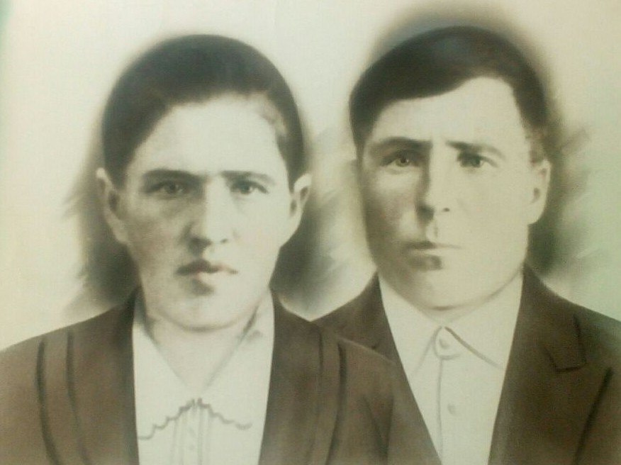 Иван Сорокин с супругой Екатериной незадолго до отправки на фронт