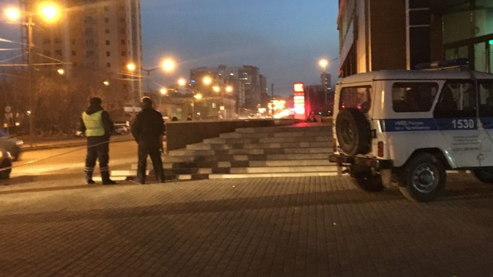 В Челябинске эвакуировали людей из мэрии, офисного центра и Заксобрания