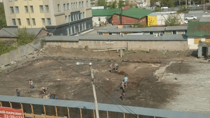 Челябинские археологи ищут старинные артефакты на месте будущего бизнес-центра