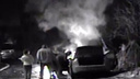 Облил «горючкой»: на видео попал момент поджога автомобиля «Веста»