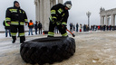 Волгоградские спасатели вытянули из снега двухтонные «Патриоты»