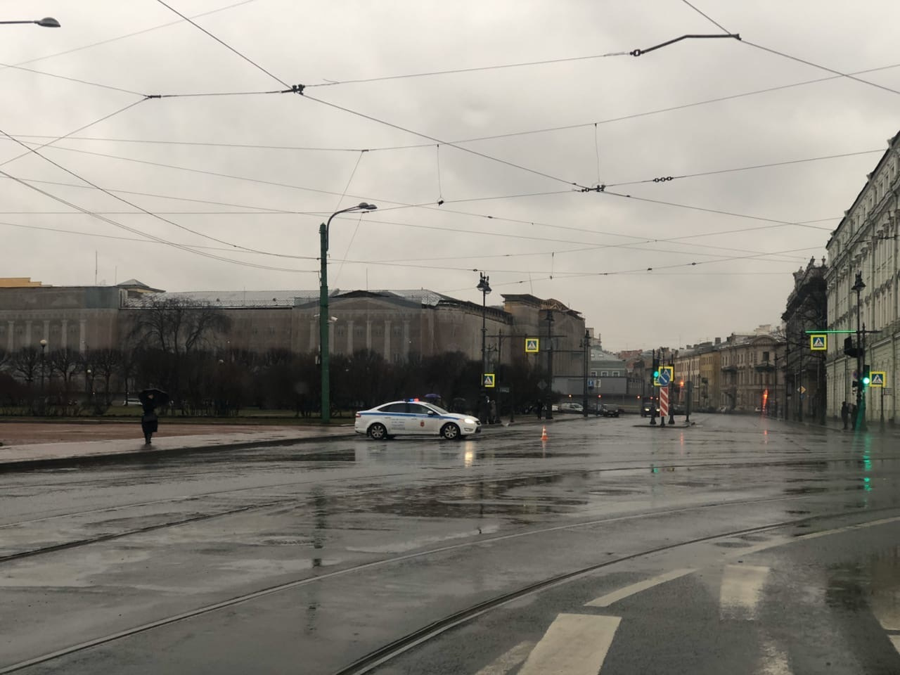 В центре Петербурга перекрыли набережные. В Пулково летит спецборт - 6  декабря 2019 - ФОНТАНКА.ру