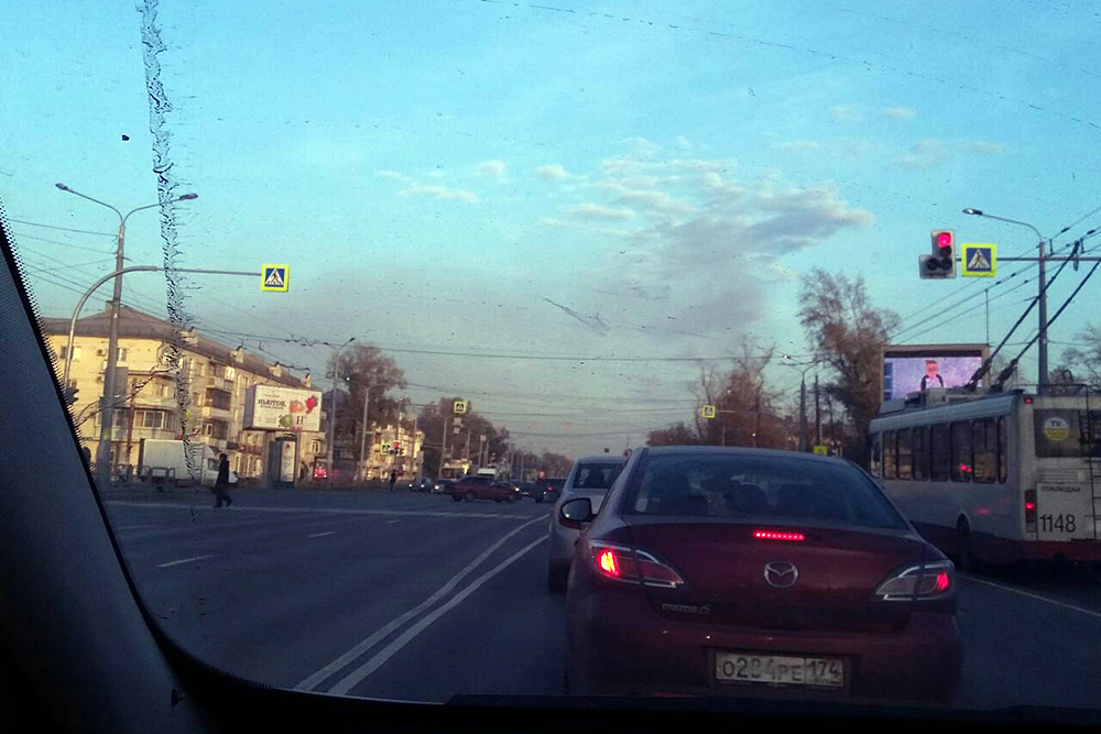 С проспекта Ленина было видно, как дым надвигается на центр из Ленинского района
