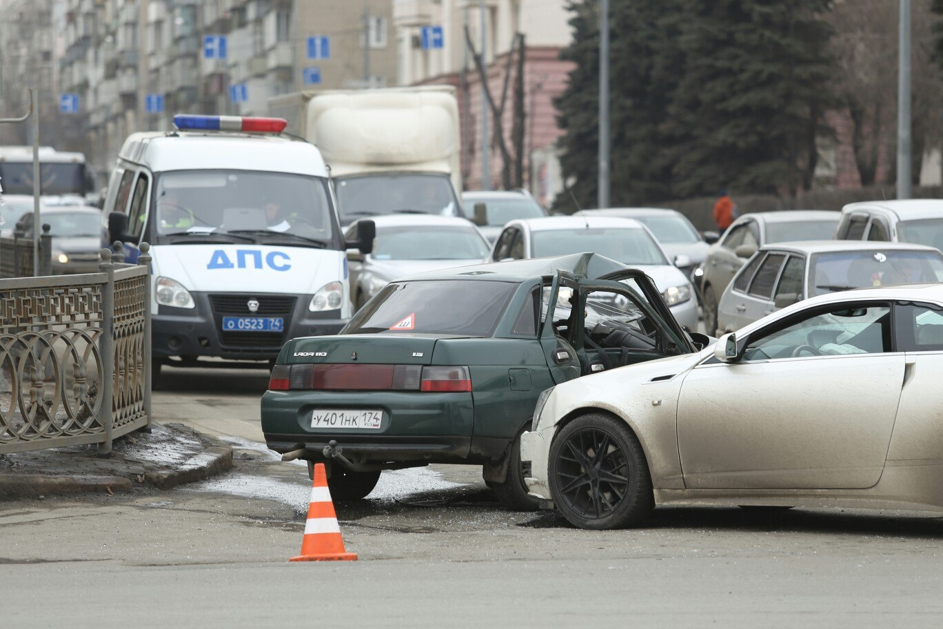 Помощь потребовалась пассажирке «десятки» Помощь потребовалась пассажирке «десятки»