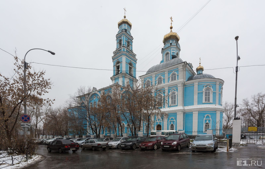 Это самый старый храм Екатеринбурга.