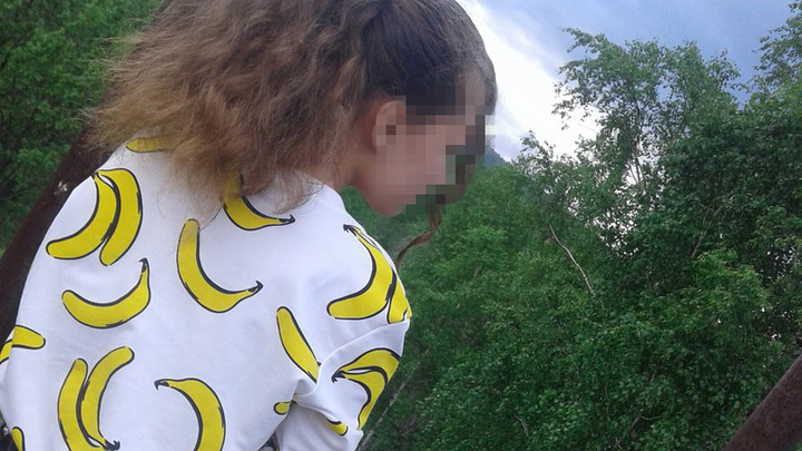Девочка разбилась, упав с недостроенного ледового дворца в Челябинской области