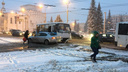 В центре Ярославля маршрутка с пассажирами потеряла бампер в ДТП