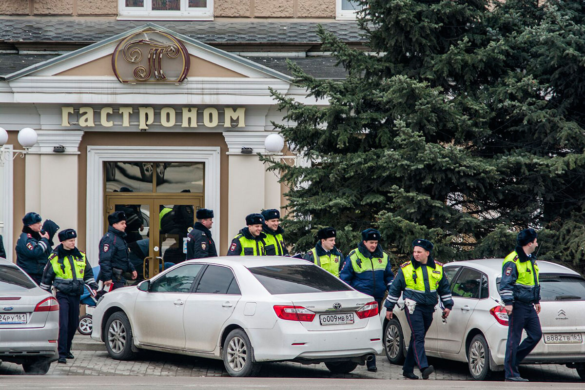 Ростов площадь дружинников