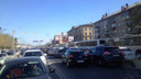 Сразу несколько аварий в центре Челябинска спровоцировали семибалльные утренние пробки
