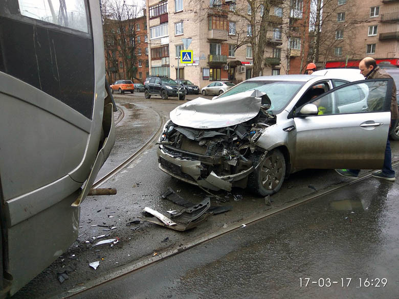 Фото из "ДТП и ЧП | Санкт-Петербург"