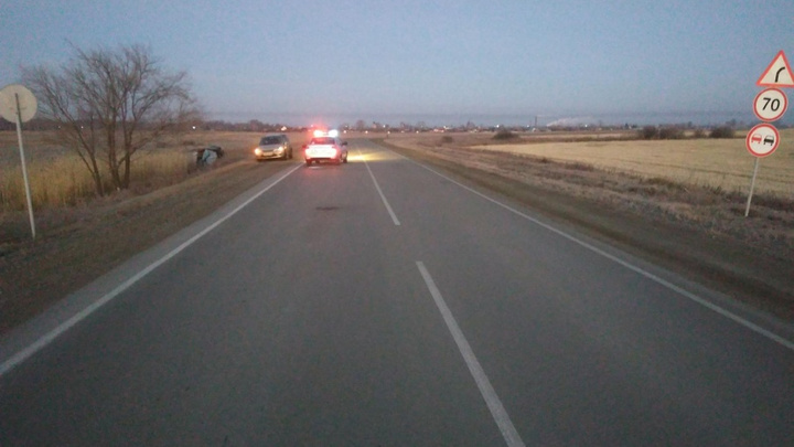 Пассажир погиб в ДТП с опрокидыванием на южноуральской трассе