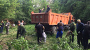 Ростовские чиновники вместе с волонтерами убрали 80 тонн мусора с берегов Темерника