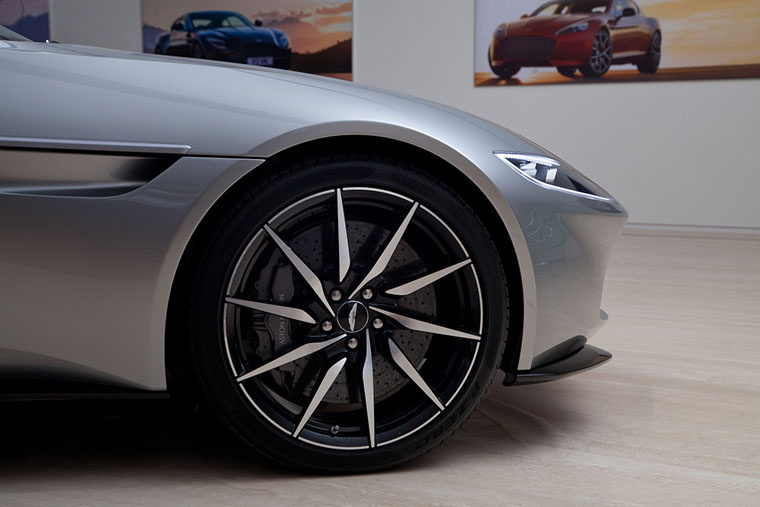 фото с сайта autonews.ru