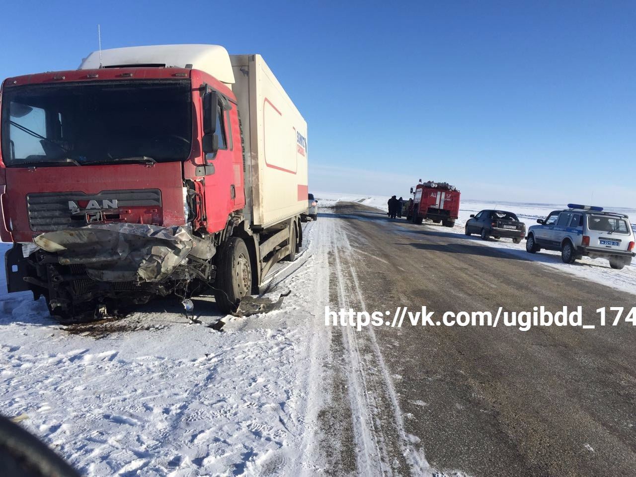 В аварии погибли три человека В аварии погибли три человека