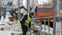 В Архангельске 31 снегоуборочная машина разгребает последствия снегопада