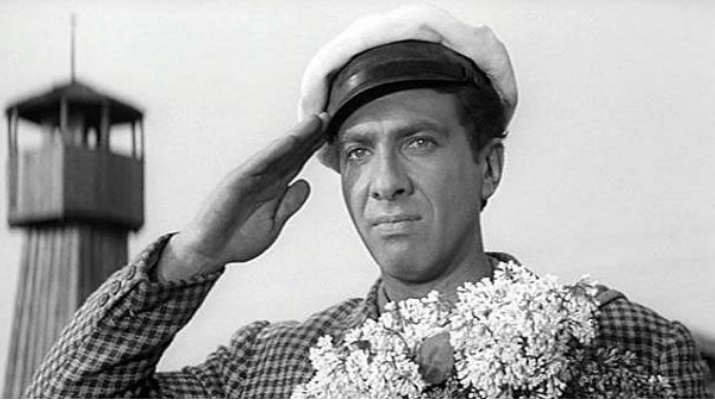 Сергей Юрский в роли Остапа Бендера, кадр из фильма "Золотой теленок", 1968 г.